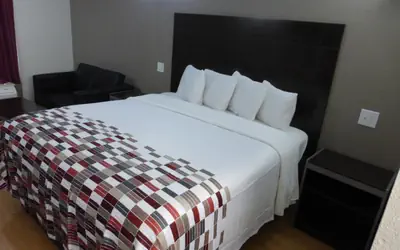 Red Roof Inn Corpus Christi North - Near Downtown