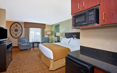 Holiday Inn Express & Suites - Sharon-Hermitage by IHG