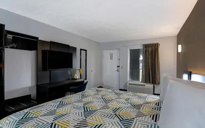 Studio 6 Meridian, MS Bonita Lakes