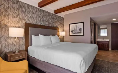 Best Western Plus Portsmouth Hotel & Suites