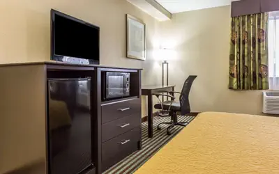 Quality Inn Mount Vernon, IL