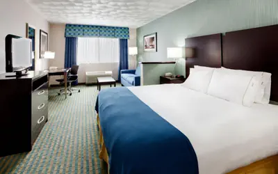Holiday Inn Express & Suites Smithfield - Providence by IHG