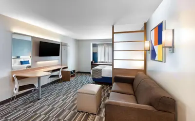 Microtel Inn & Suites by Wyndham Farmington