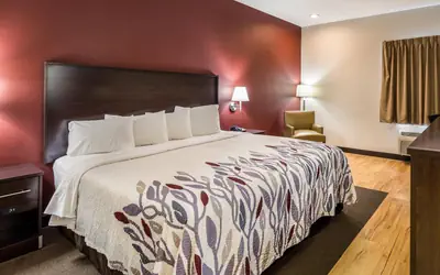 Red Roof Inn St Louis - Troy, IL