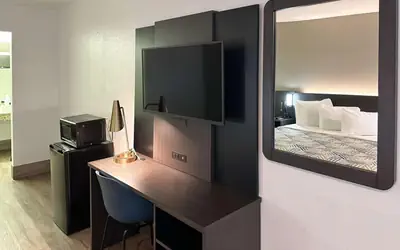 Motel 6-Pooler, GA - Savannah Airport