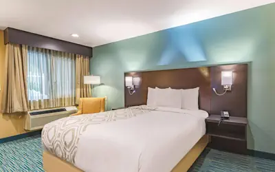 La Quinta by Wyndham San Francisco ARPT West Millbrae-FREE SHUTTLE to CALTRAIN for SUPERBOWL