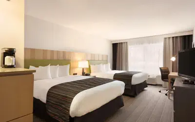 Country Inn & Suites by Radisson, Chippewa Falls, WI