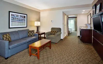 Holiday Inn University Plaza-Bowling Green by IHG