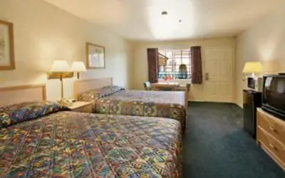 Days Inn by Wyndham Riverside Tyler Mall