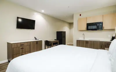 SureStay Studio by Best Western Conroe Downtown