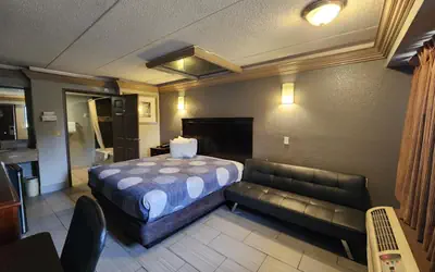 Americas Best Value Inn and Suites Little Rock