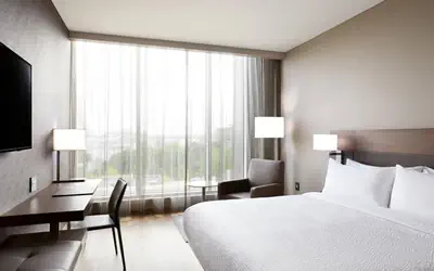 AC Hotel by Marriott Madison Downtown