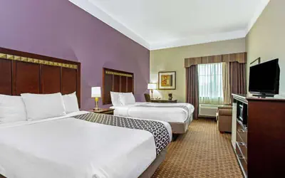 La Quinta by Wyndham Cleburne