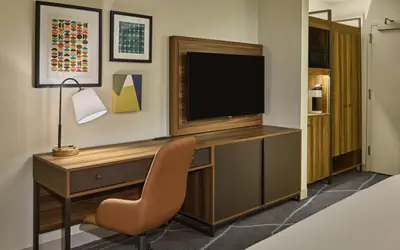 Holiday Inn Express & Suites Charleston DWTN -Westedge by IHG