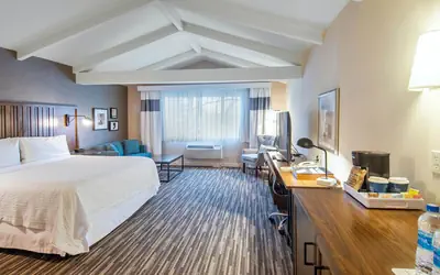 Best Western Premier Plainview-Long Island Hotel