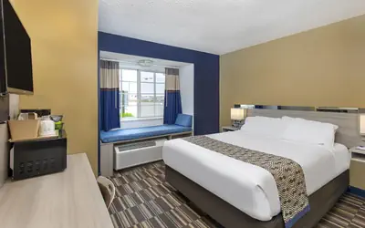 Microtel Inn & Suites by Wyndham Dry Ridge