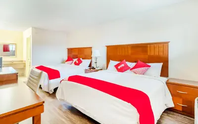 Oyo Hotel San Antonio Lackland AFB Seaworld Hwy 90 W