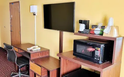 Super 8 by Wyndham Peoria