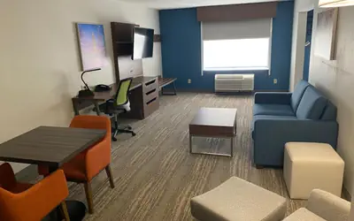 Wingate by Wyndham Lafayette Airport