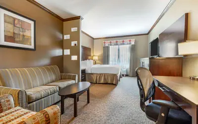 Best Western Plus Texoma Hotel & Suites