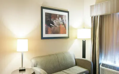 Hampton Inn & Suites Bay City