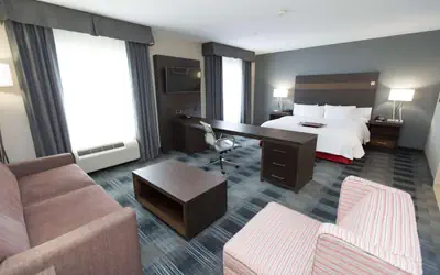 Hampton Inn & Suites Oklahoma City Airport