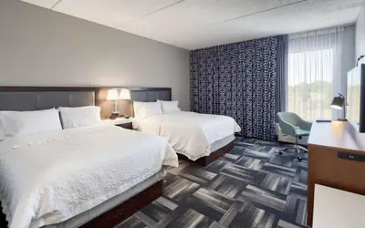 Hampton Inn Louisville Northeast