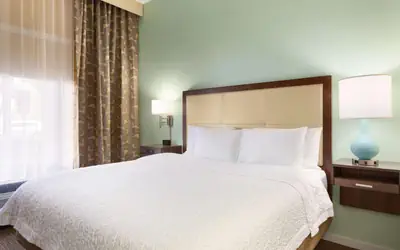 Hampton Inn & Suites Tarpon Springs