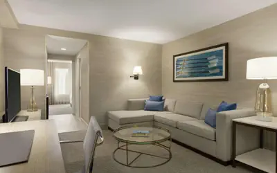 DoubleTree Suites by Hilton Hotel Boston - Cambridge