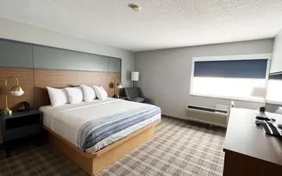 AmericInn by Wyndham Marshfield