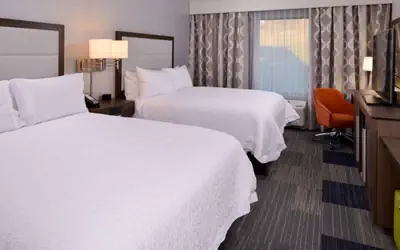 Hampton Inn & Suites Albany-East Greenbush, NY