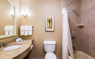 Hilton Garden Inn Milwaukee Northwest Conference Center