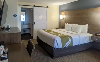 Quality Inn & Suites Northampton - Amherst