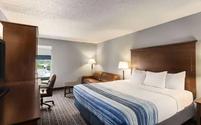 AmericInn by Wyndham Madison West