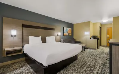 Best Western Temple Inn & Suites