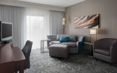 Courtyard Syracuse Carrier Circle