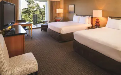 DoubleTree by Hilton Seattle Airport