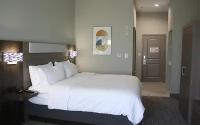 Holiday Inn Express Hotel & Suites Shamrock North by IHG