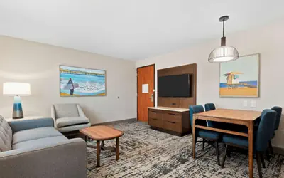 Embassy Suites by Hilton Anaheim South