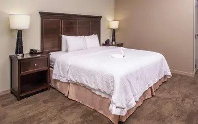 Hampton Inn & Suites Charlotte Arrowood Rd