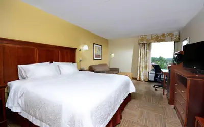 Hampton Inn Raleigh Capital Blvd North