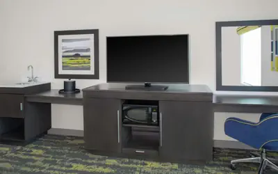 Hampton Inn & Suites Irvine/Orange County Airport