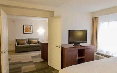 Hampton Inn & Suites Albany-Downtown