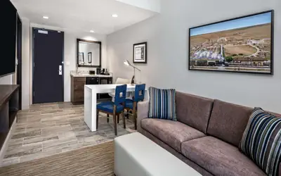 Embassy Suites By Hilton College Station