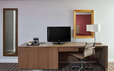 DoubleTree by Hilton Torrance - South Bay