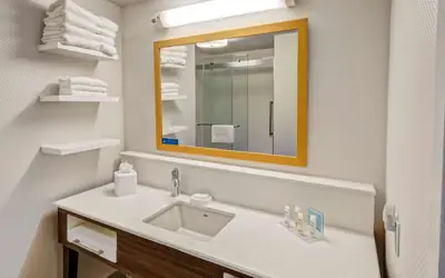 Hampton Inn & Suites San Jose Airport