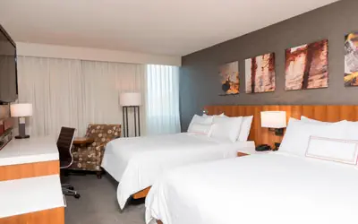 Sonesta Hotel Grand Rapids Airport