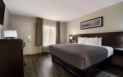 Quality Inn Coliseum