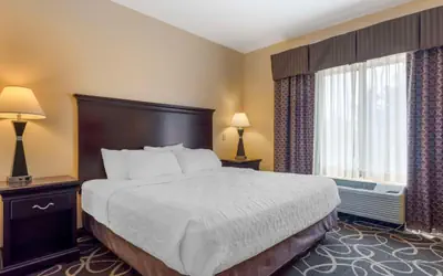 Best Western Plus Eau Claire Conference Center