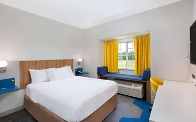 Microtel Inn and Suites by Wyndham